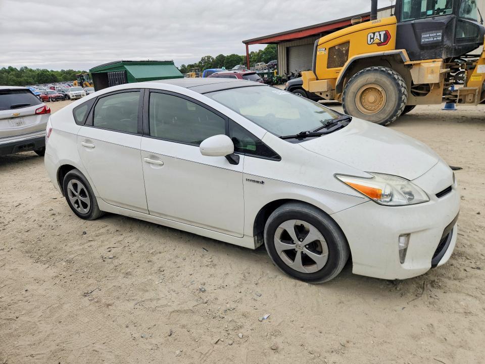 2013 TOYOTA PRIUS THREE — Фото 4 из 12