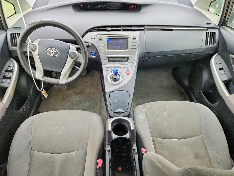 2013 TOYOTA PRIUS THREE — Фото 8 из 12