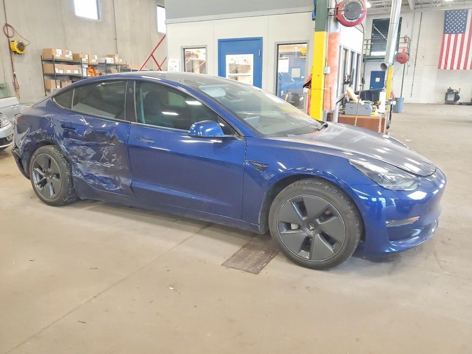 5YJ3E1EB2NF277207 2022 TESLA MODEL 3 photo no. 4