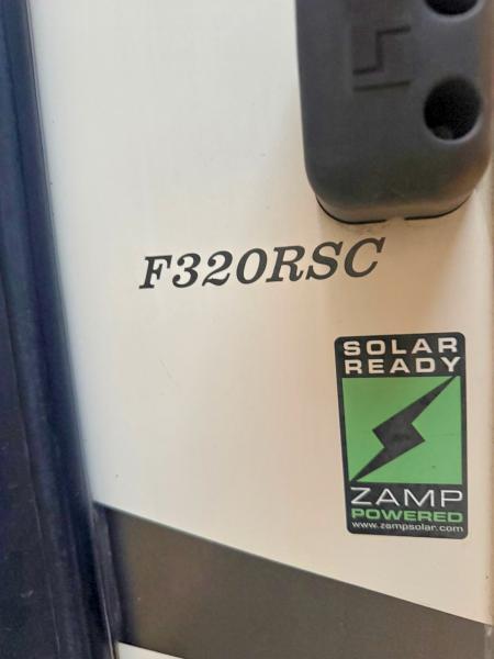 2017 Forest River Columbus Compass Series SLIDE-IN CAMPER — Фото 12 из 12