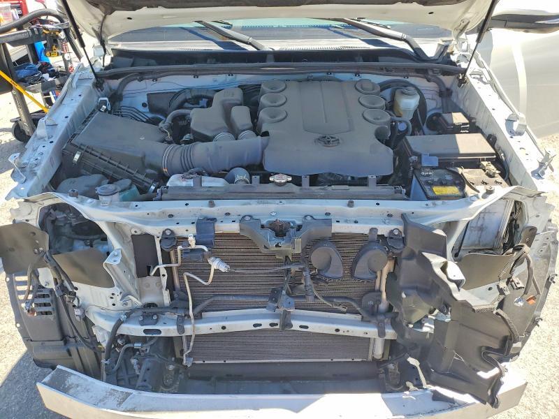 JTEDU5JR0N5277429 2022 TOYOTA 4RUNNER photo no. 11