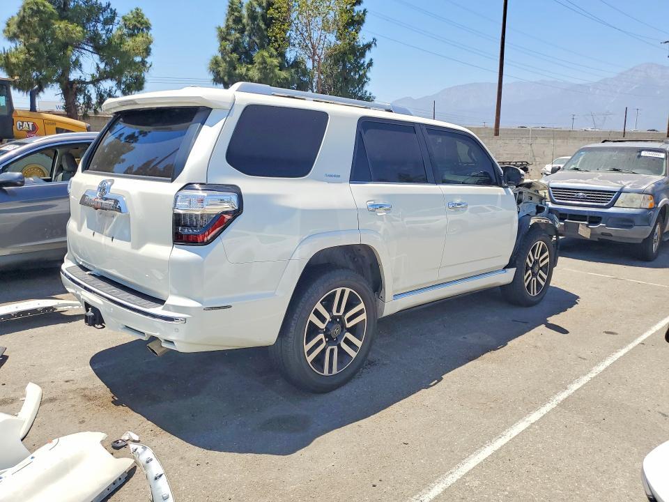 JTEDU5JR0N5277429 2022 TOYOTA 4RUNNER photo no. 3