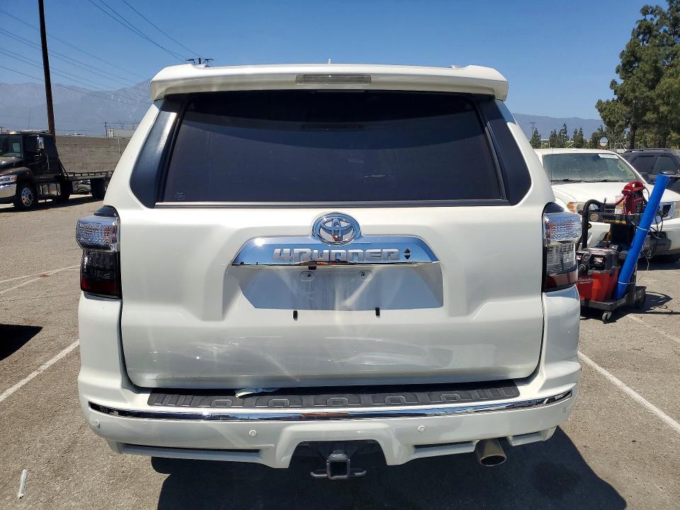 JTEDU5JR0N5277429 2022 TOYOTA 4RUNNER photo no. 6