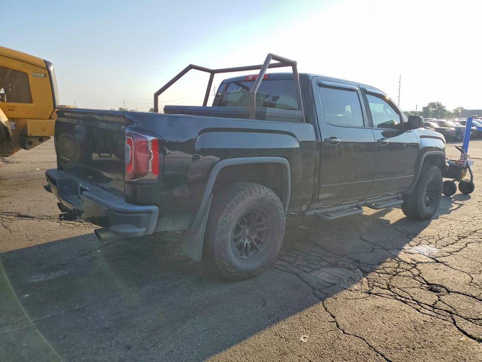 2017 GMC SIERRA K1500 SLT — Фото 3 из 12