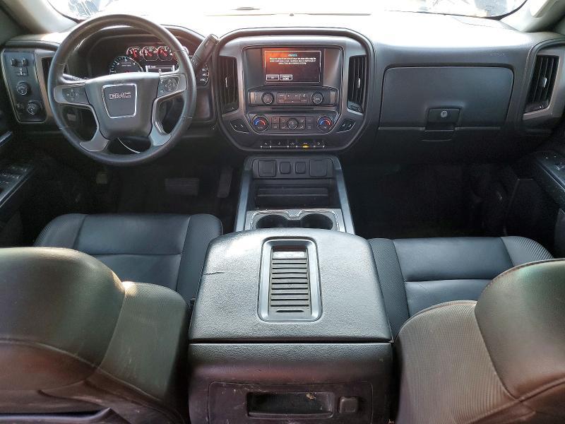 2017 GMC SIERRA K1500 SLT — Фото 8 из 12