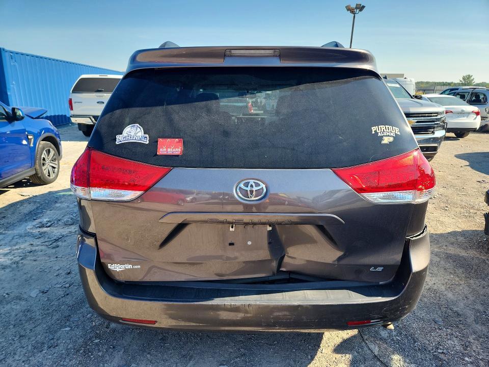 5TDKK3DC2DS292682 2013 TOYOTA SIENNA photo no. 6