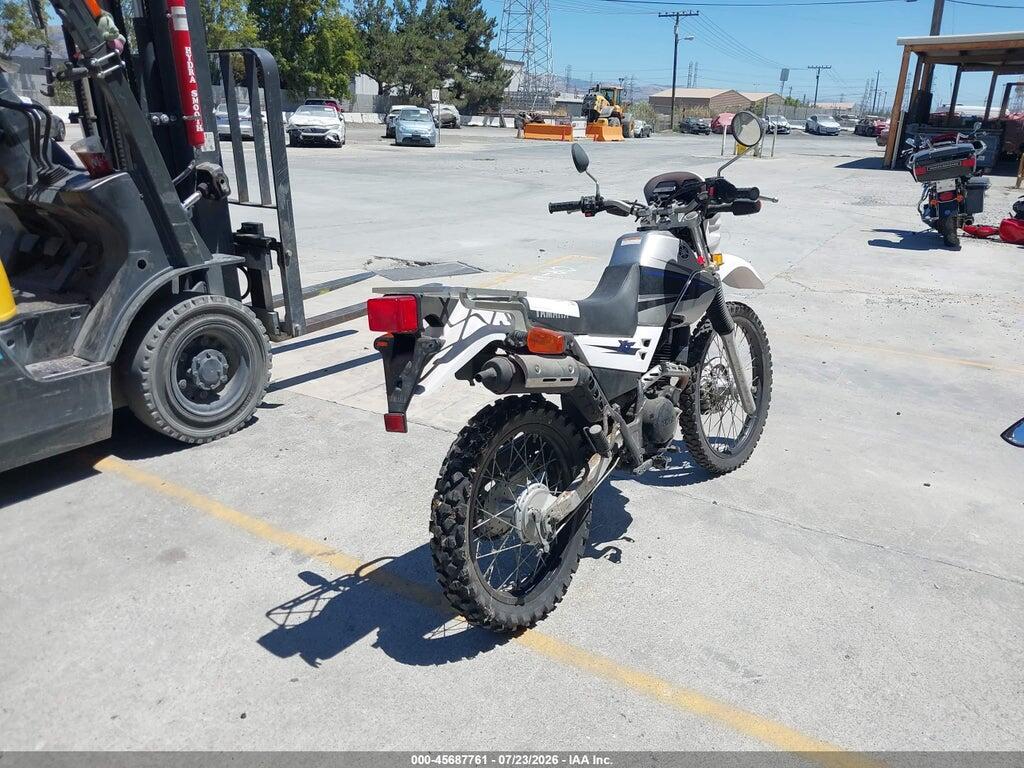JYA4BEC044A066325 2004 YAMAHA XT225 photo no. 4
