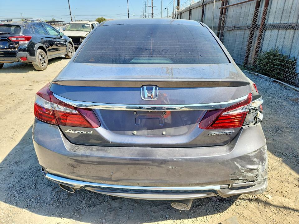 2017 HONDA ACCORD SPORT — Фото 6 из 13