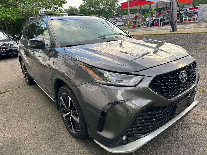 2022 TOYOTA HIGHLANDER XSE — Фото 4 из 14