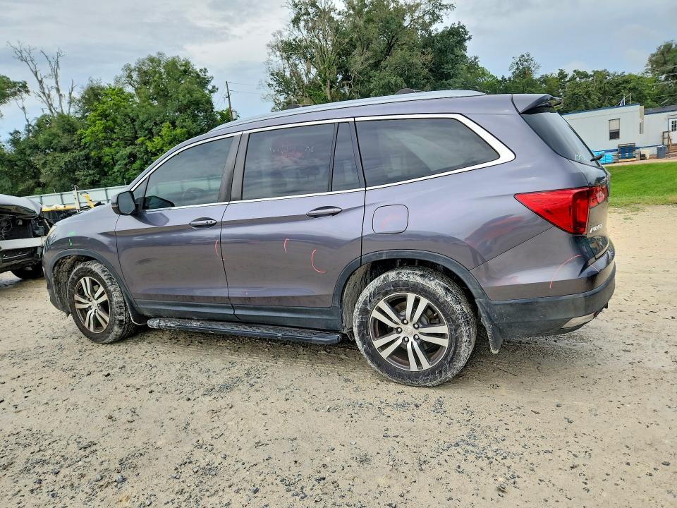 5FNYF6H69HB054083 2017 HONDA PILOT photo no. 2