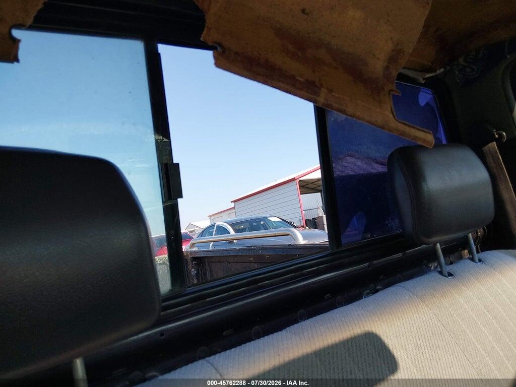 1N6SD11S8SC409011 1995 NISSAN TRUCK photo no. 8