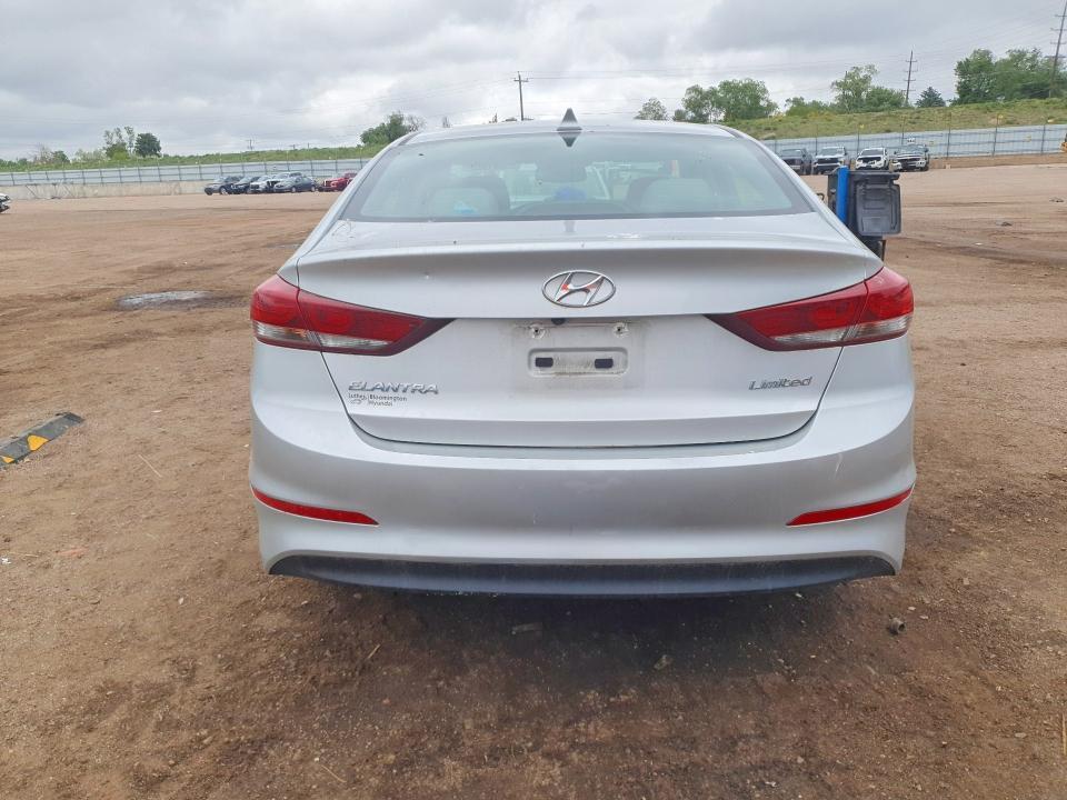 2017 HYUNDAI ELANTRA LIMITED — Фото 6 из 12