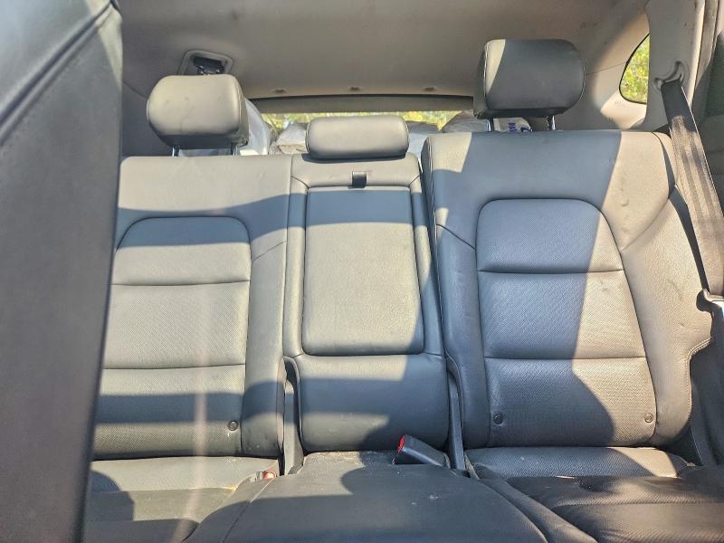 KM8J3CA46HU516393 2017 HYUNDAI TUCSON photo no. 10