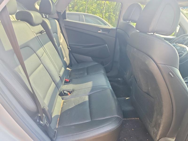 KM8J3CA46HU516393 2017 HYUNDAI TUCSON photo no. 11