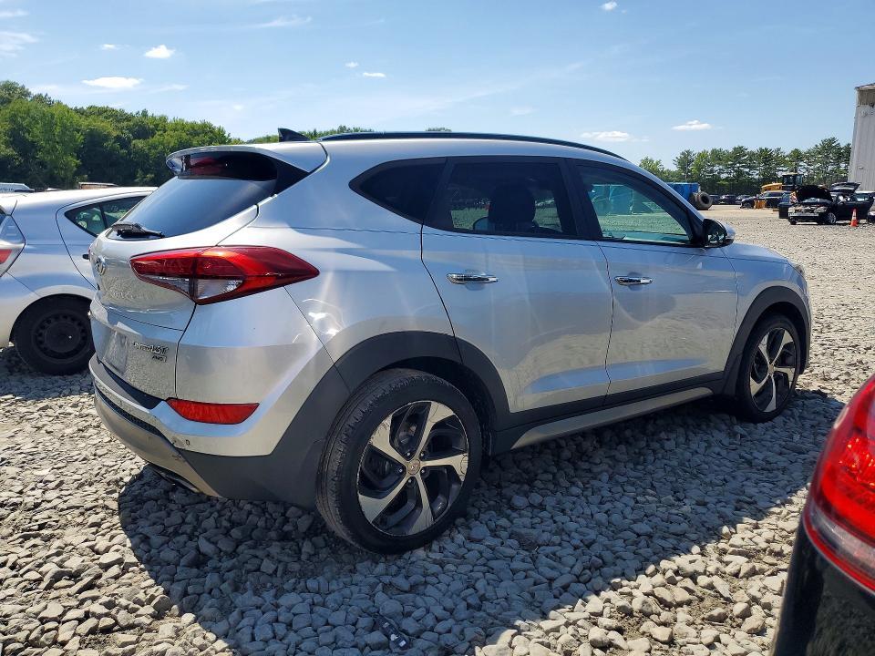 KM8J3CA25HU294329 2017 HYUNDAI TUCSON photo no. 3