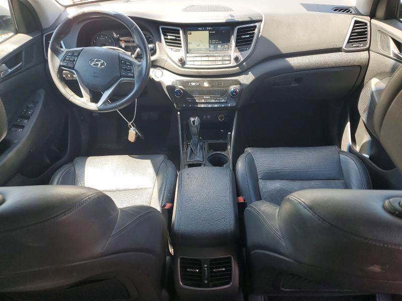 KM8J3CA25HU294329 2017 HYUNDAI TUCSON photo no. 8