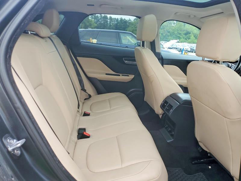 2017 JAGUAR F-PACE PREMIUM — Фото 11 из 13