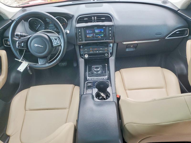 2017 JAGUAR F-PACE PREMIUM — Фото 8 из 13