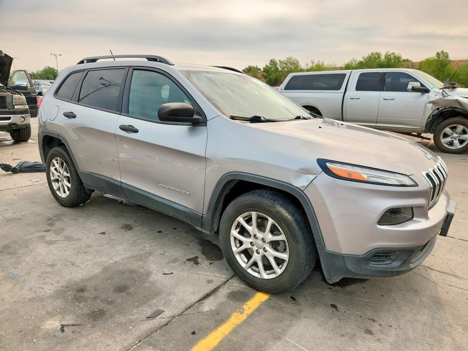 2017 JEEP CHEROKEE SPORT — Фото 4 из 13