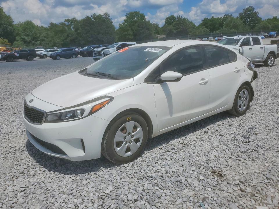 3KPFL4A77HE018681 2017 KIA FORTE photo no. 1