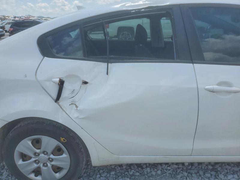 3KPFL4A77HE018681 2017 KIA FORTE photo no. 10