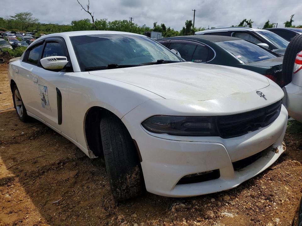 2016 DODGE CHARGER SXT — Фото 4 из 12