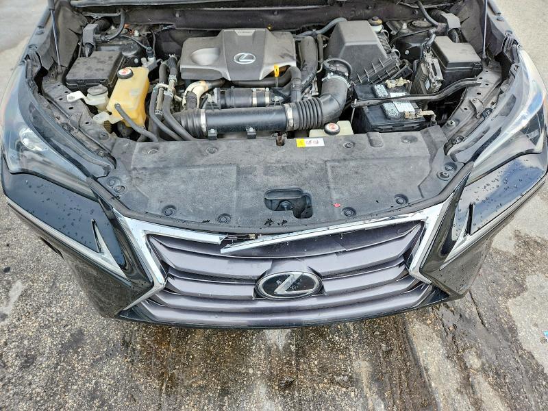 2017 LEXUS NX 200T BASE — Фото 12 из 13