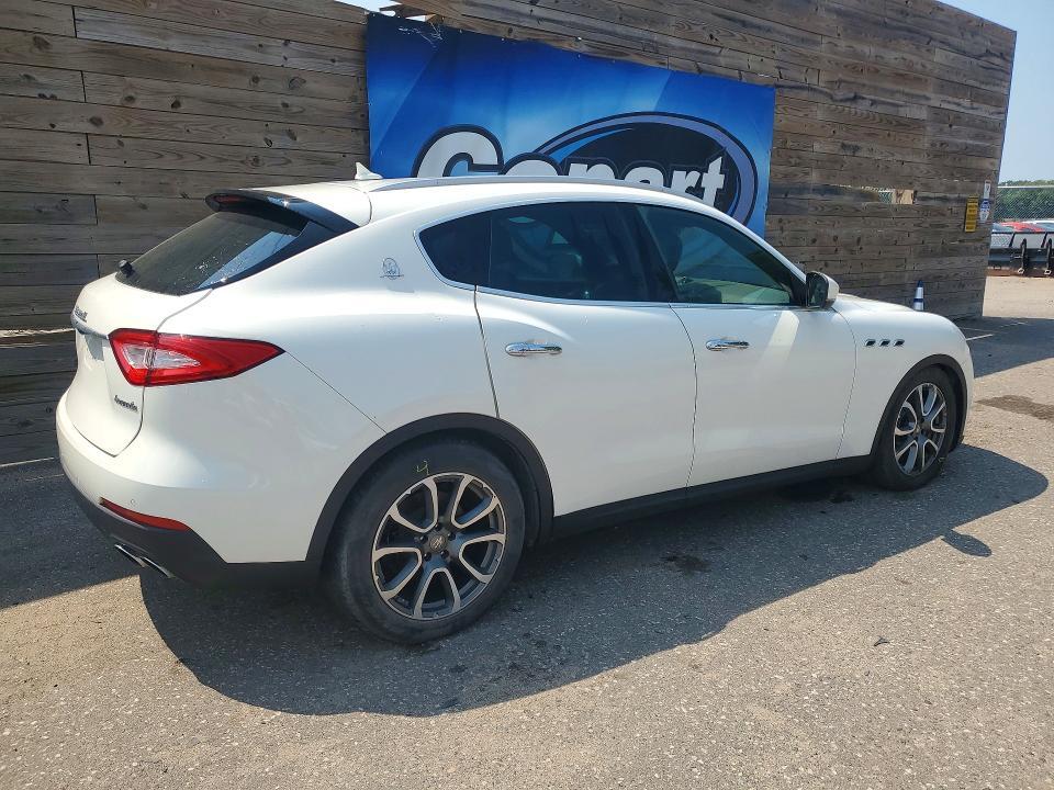 2017 MASERATI LEVANTE S — Фото 3 из 13