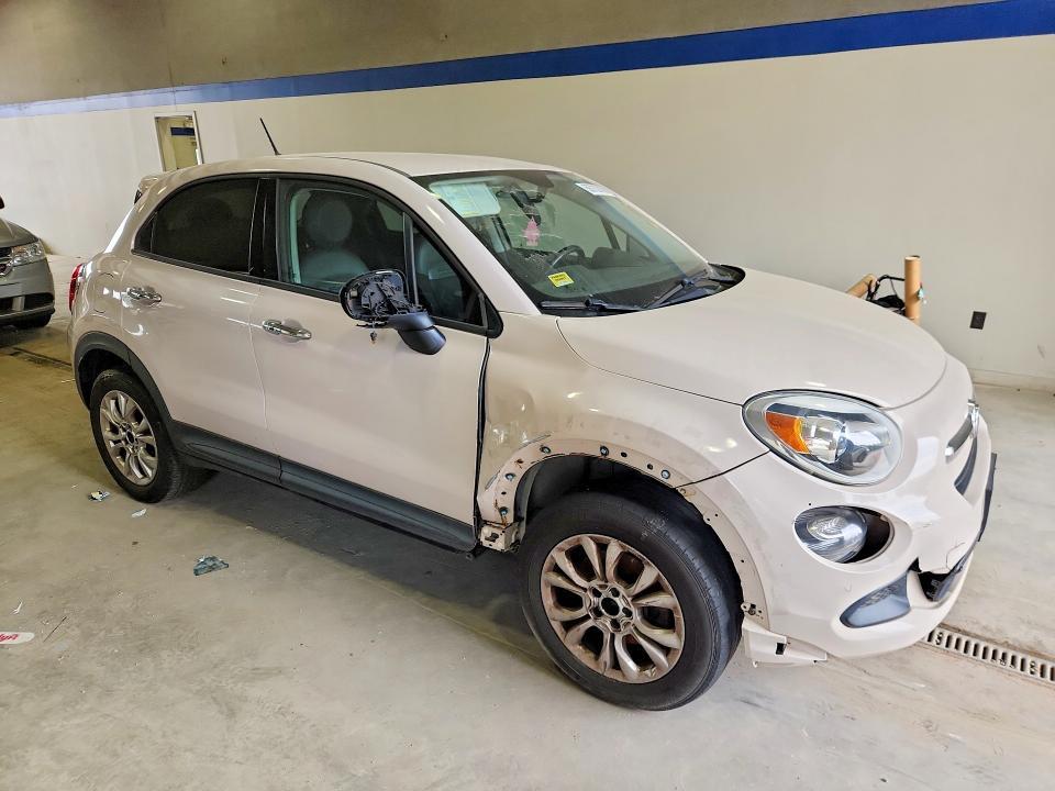 2016 FIAT 500X EASY — Фото 4 из 12