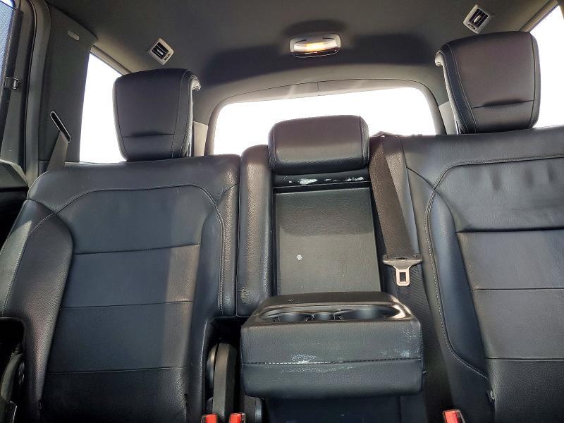 2017 MERCEDES-BENZ GLS 550 4MATIC — Фото 10 из 13