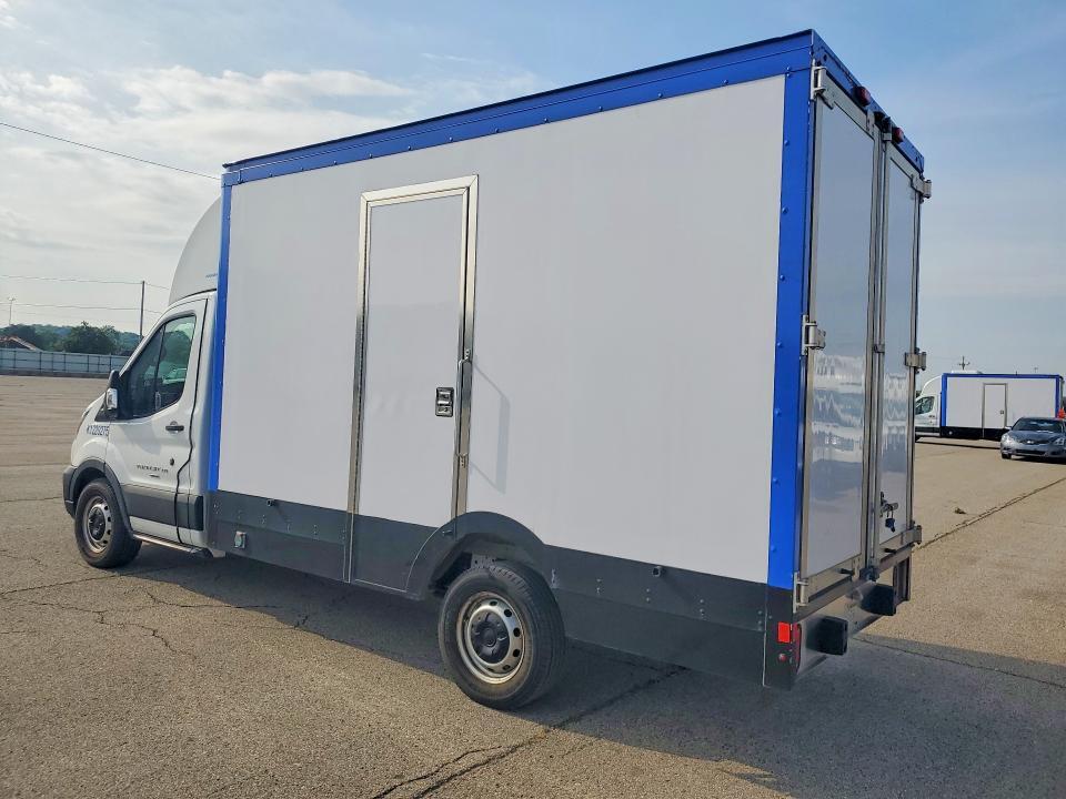 2023 FORD TRANSIT - REFRIGERATED BOX TRUCK — Фото 2 из 12