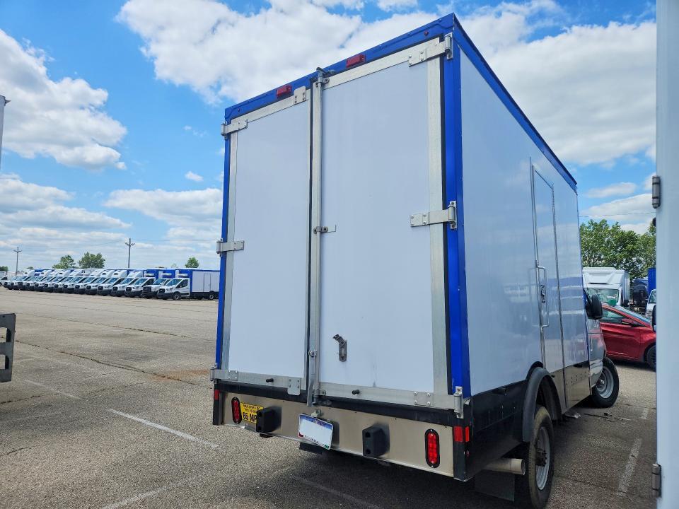 2023 FORD TRANSIT REFRIGERATED BOX TRUCK — Фото 3 из 13