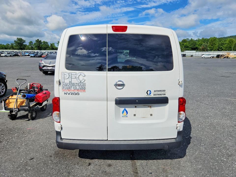 2017 NISSAN NV200 S — Фото 6 из 13