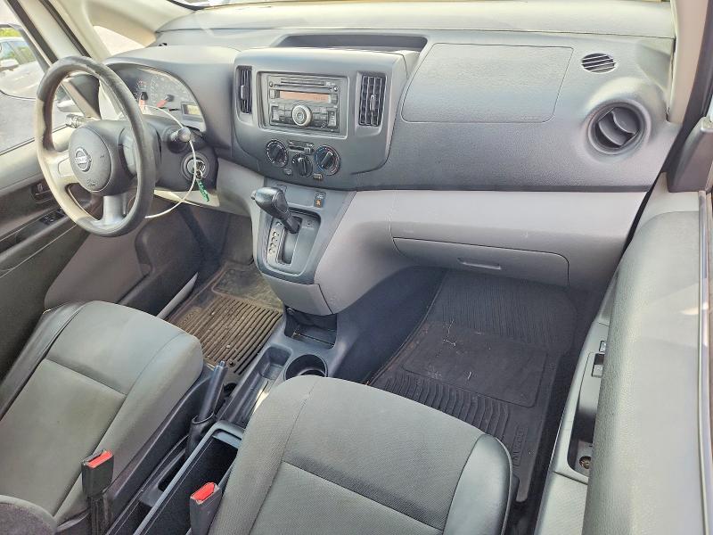 2017 NISSAN NV200 S — Фото 8 из 13