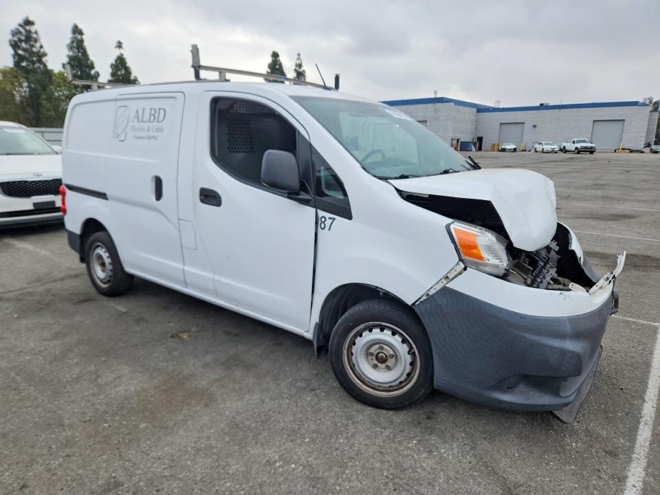 2017 NISSAN NV200 S — Фото 4 из 12