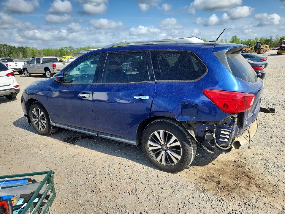 2017 NISSAN PATHFINDER SL — Фото 2 из 14
