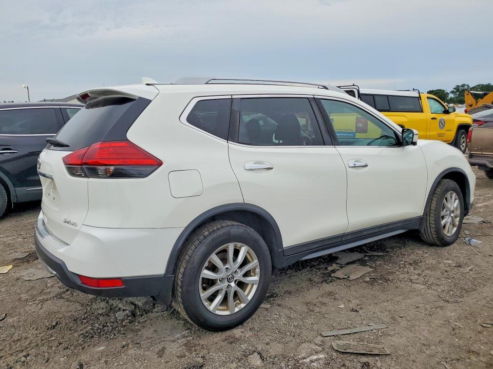 2017 NISSAN ROGUE S — Фото 3 из 13