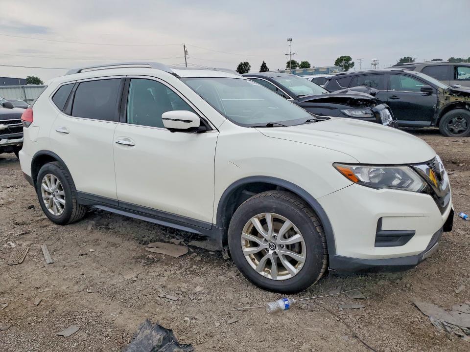 2017 NISSAN ROGUE S — Фото 4 из 13