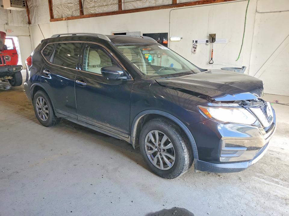 2017 NISSAN ROGUE SV — Фото 4 из 13