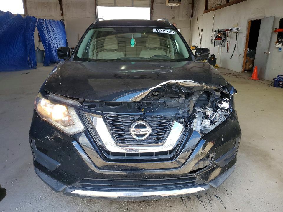 2017 NISSAN ROGUE SV — Фото 5 из 13