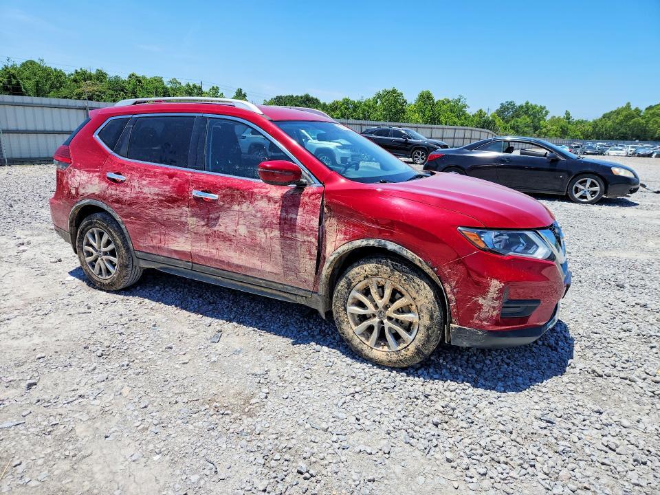 JN8AT2MT4HW390030 2017 NISSAN ROGUE photo no. 4