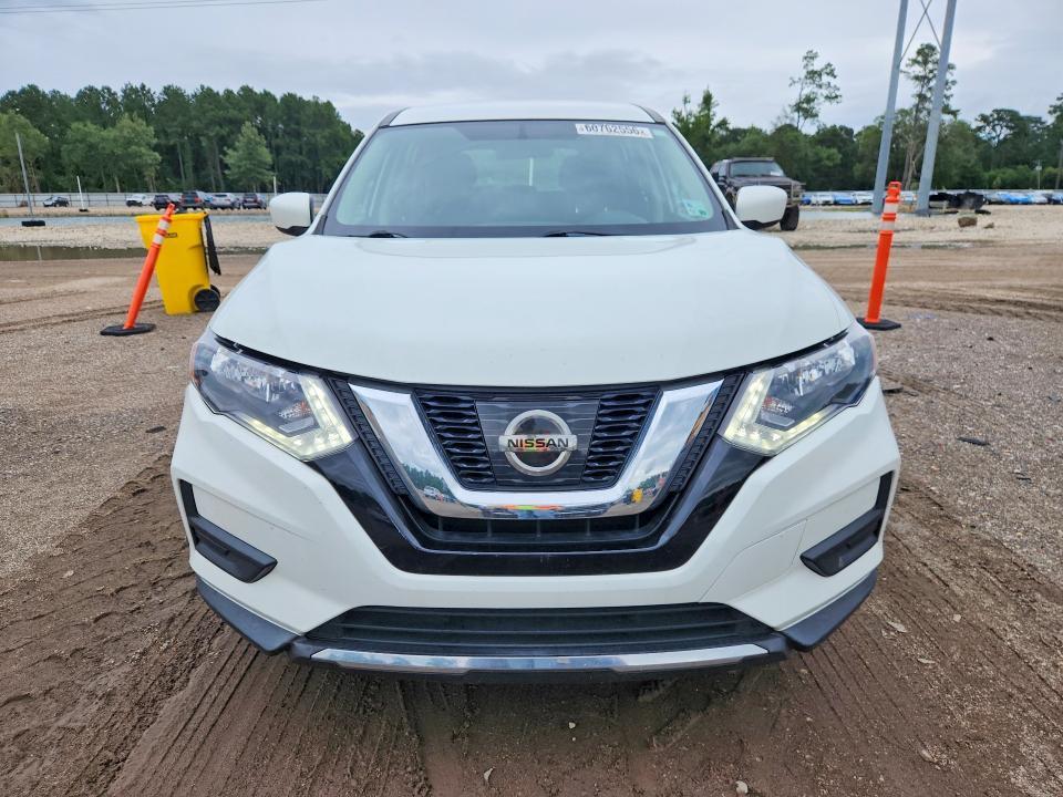 KNMAT2MT4HP607923 2017 NISSAN ROGUE photo no. 5