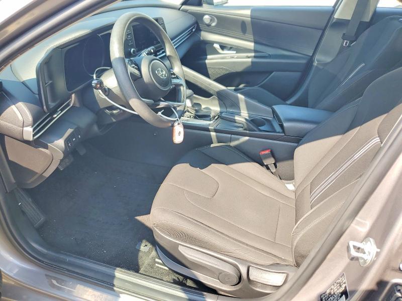 2023 HYUNDAI ELANTRA SEL — Фото 7 из 12
