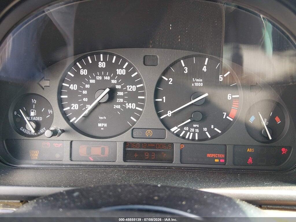 WBADT63421CF04267 2001 BMW 530IA photo no. 7