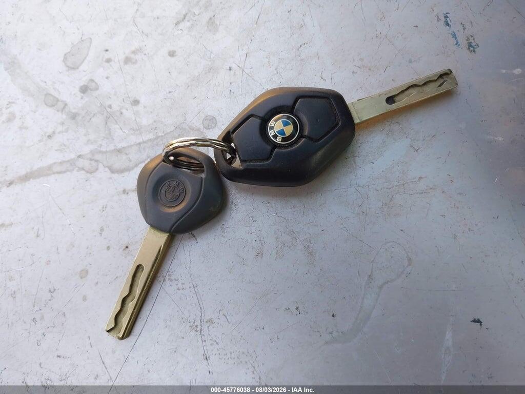 WBAAV33491FU96904 2001 BMW 325I photo no. 11