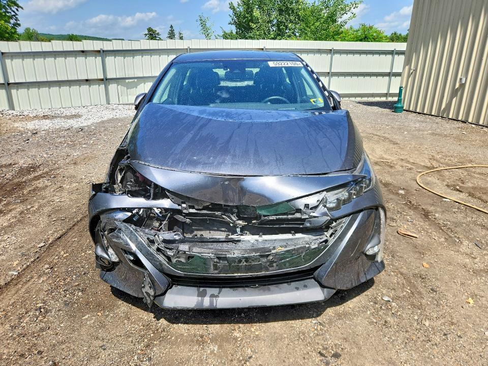 2017 TOYOTA PRIUS PRIME ADVANCED — Фото 5 из 12