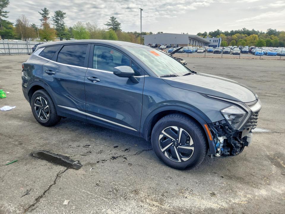 2023 KIA SPORTAGE LX — Фото 4 из 13