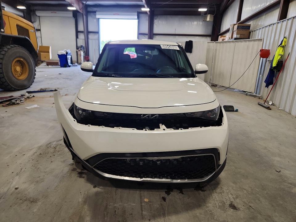 2023 KIA SOUL LX — Фото 5 из 13