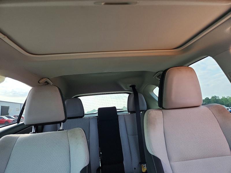 2017 TOYOTA RAV4 XLE — Фото 10 из 13