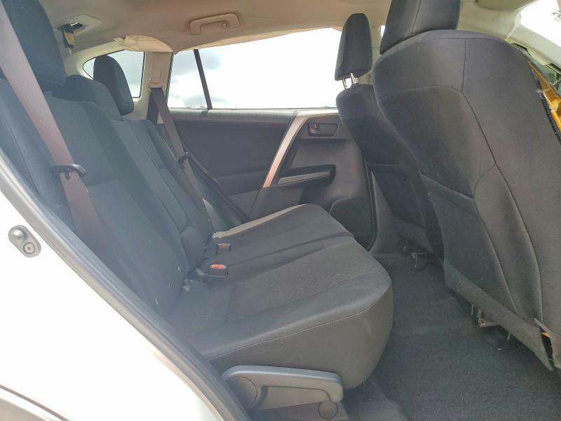2017 TOYOTA RAV4 LE — Фото 11 из 13